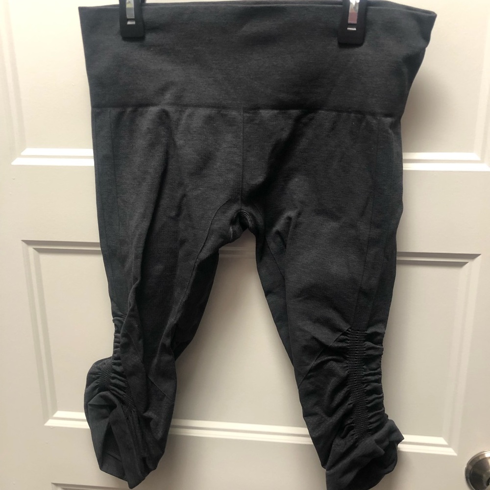 Lululemon cropped leggings